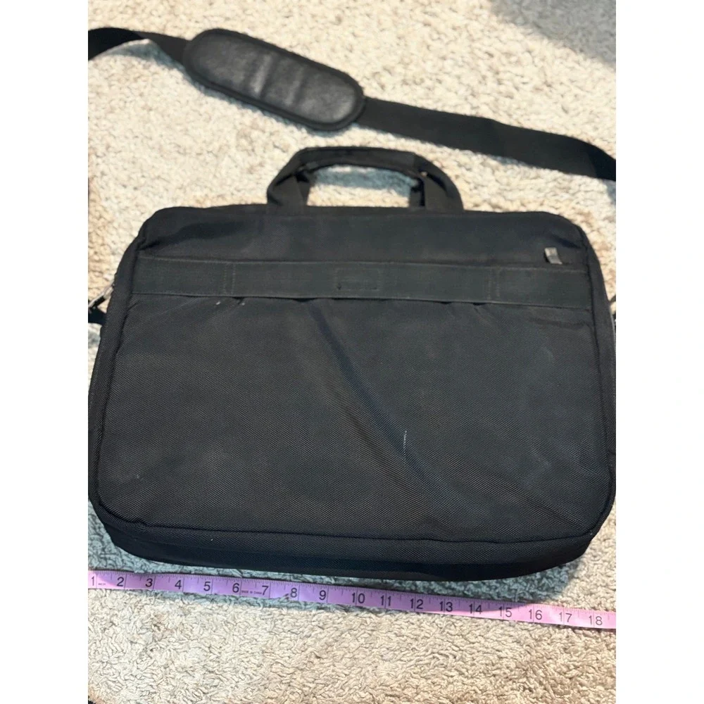 Ogio Black Laptop Bag Messenger Briefcase Adjustable Strap Business‎ Travel